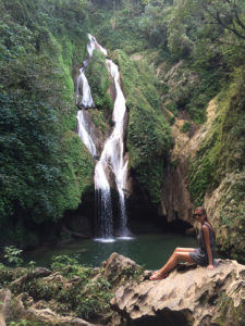 Vegas Grande Waterfall Cuba Trinidad - Teiselpoolmaakera reisiblogi Kuuba Trinidad